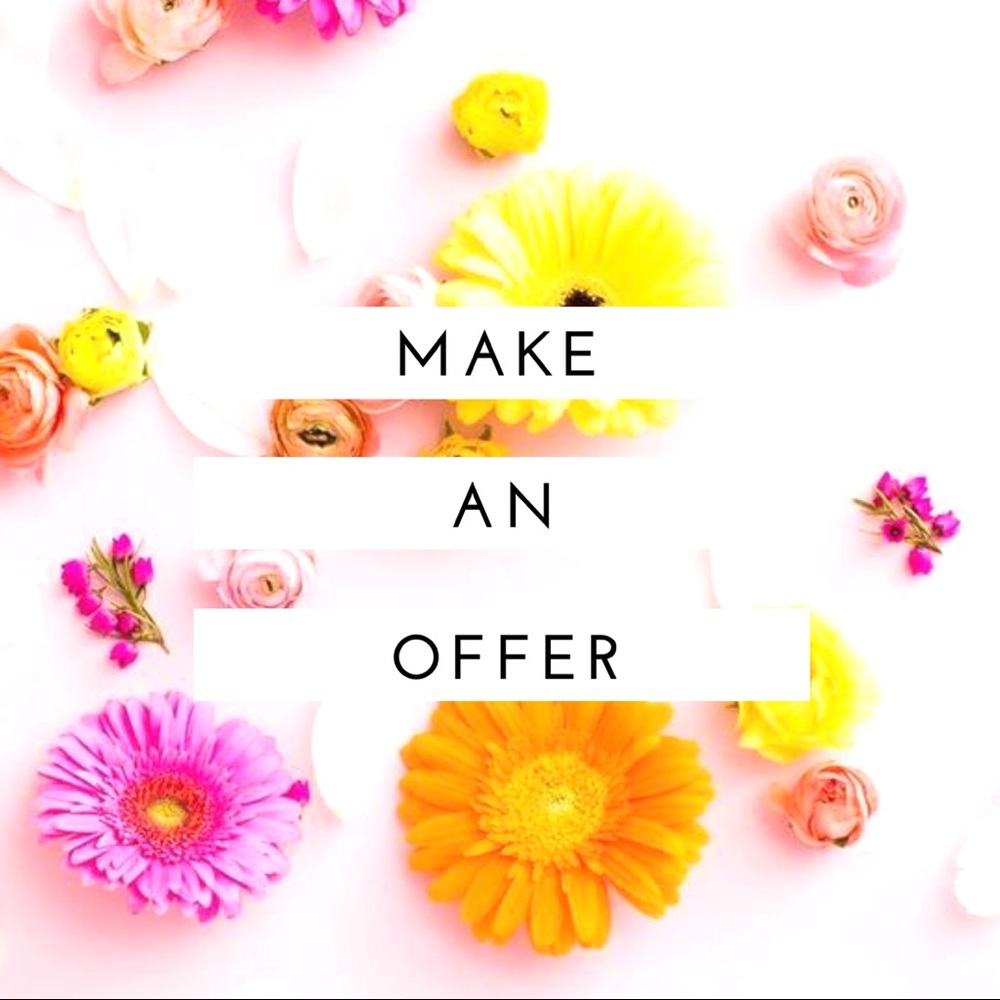 🌸OFFERS ACCEPTED!🌸